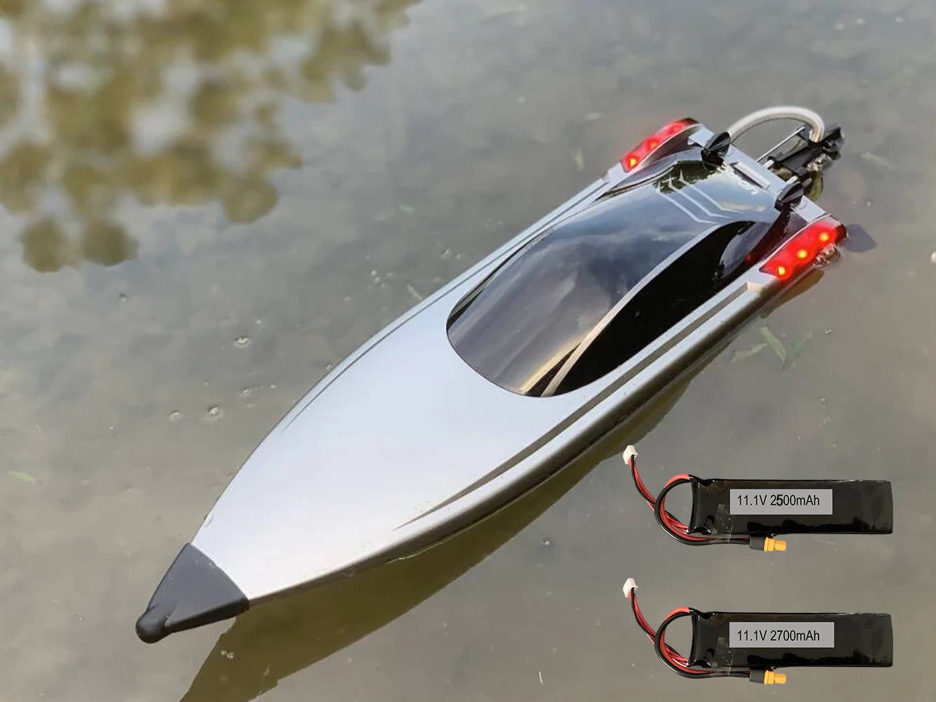 #0925 UDI R/C UDI018 Large RC Speed Boat 2.4G 4WD 40-45km/h Remote Control Brushless Watercraft for Hobby Adult 22.8Inches